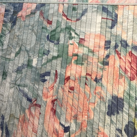 Pleated cotton polyester floral placemats lot of two - Picture 2 of 4